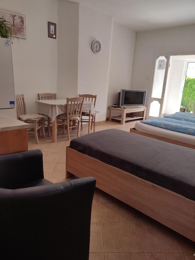 Ferienwohnung Pension Dana Karaskova Kutná Hora Exterior foto