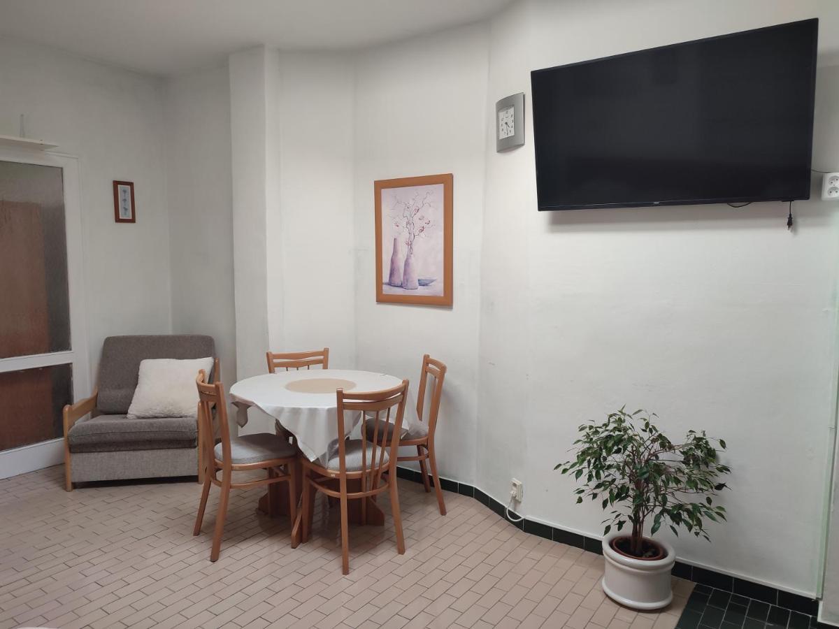 Ferienwohnung Pension Dana Karaskova Kutná Hora Exterior foto